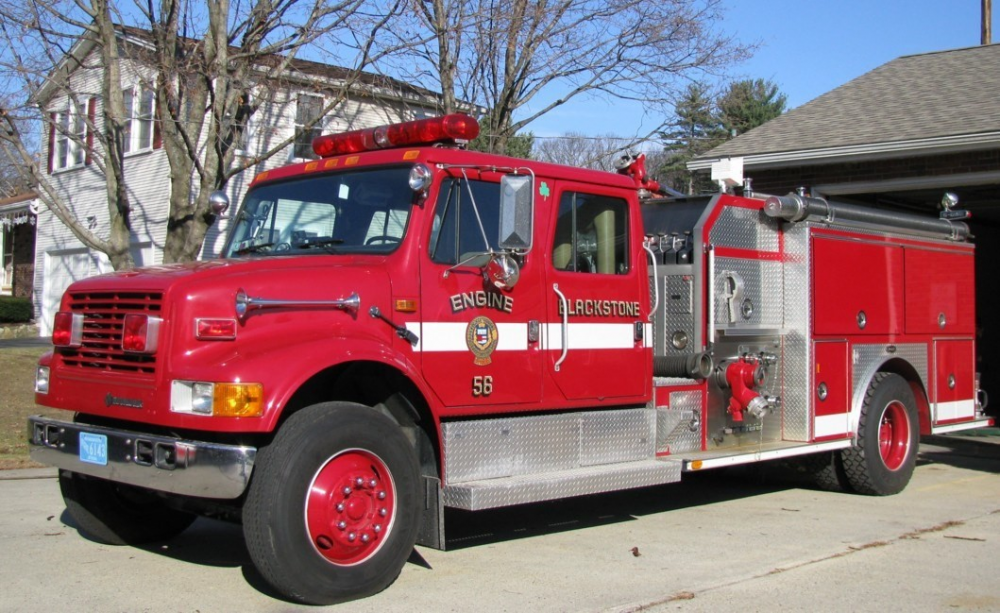 Engine 56 - 1994 International E-ONE Pumper